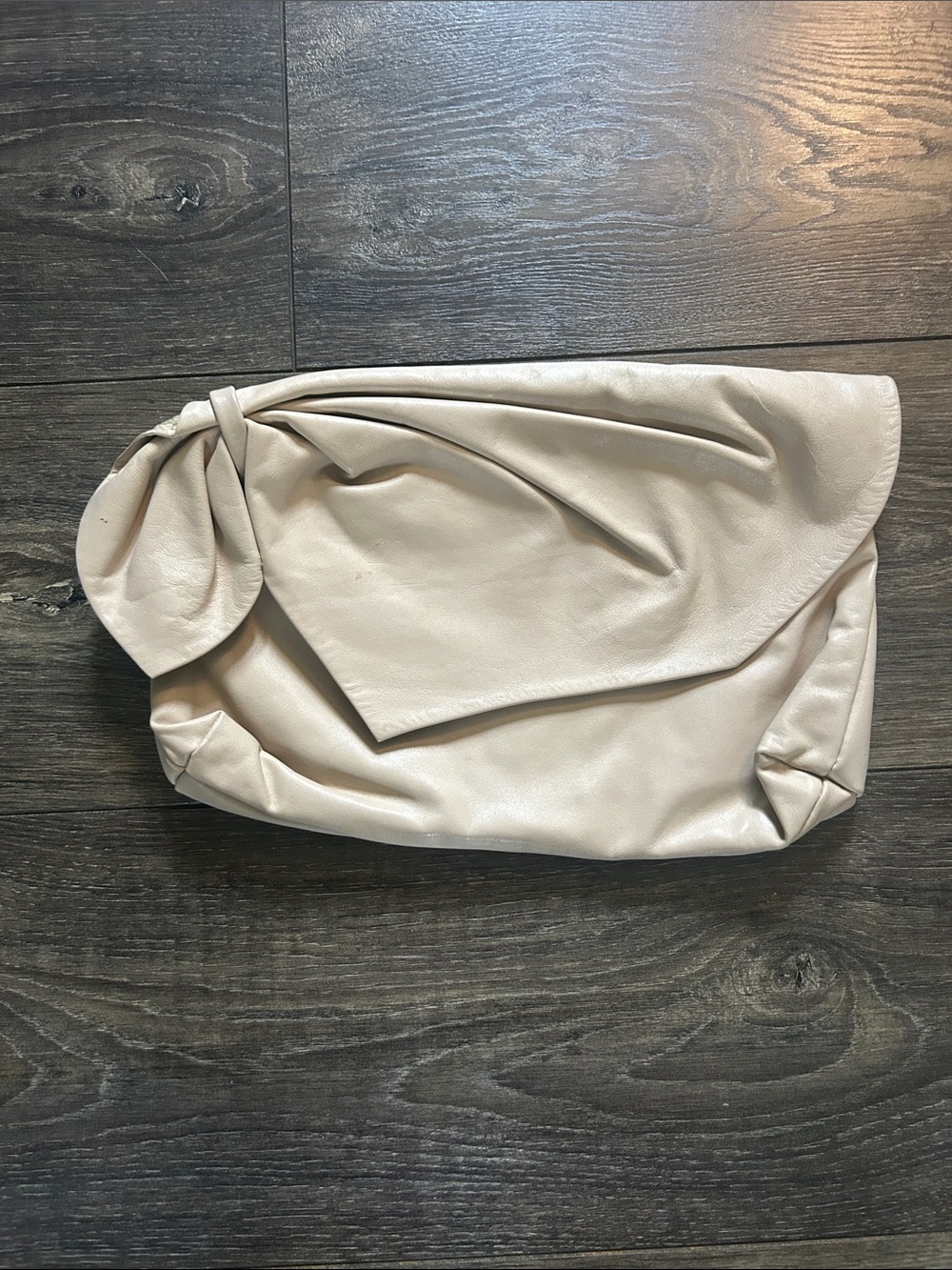 Vintage Cream Knot-Accent Clutch